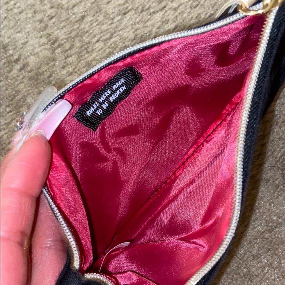 Cosmetic Bags 💄👛 - Picture 3 of 4